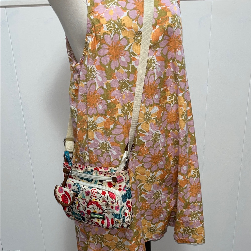 Lily Bloom Cats Floral Crossbody Bag - Picture 4 of 12